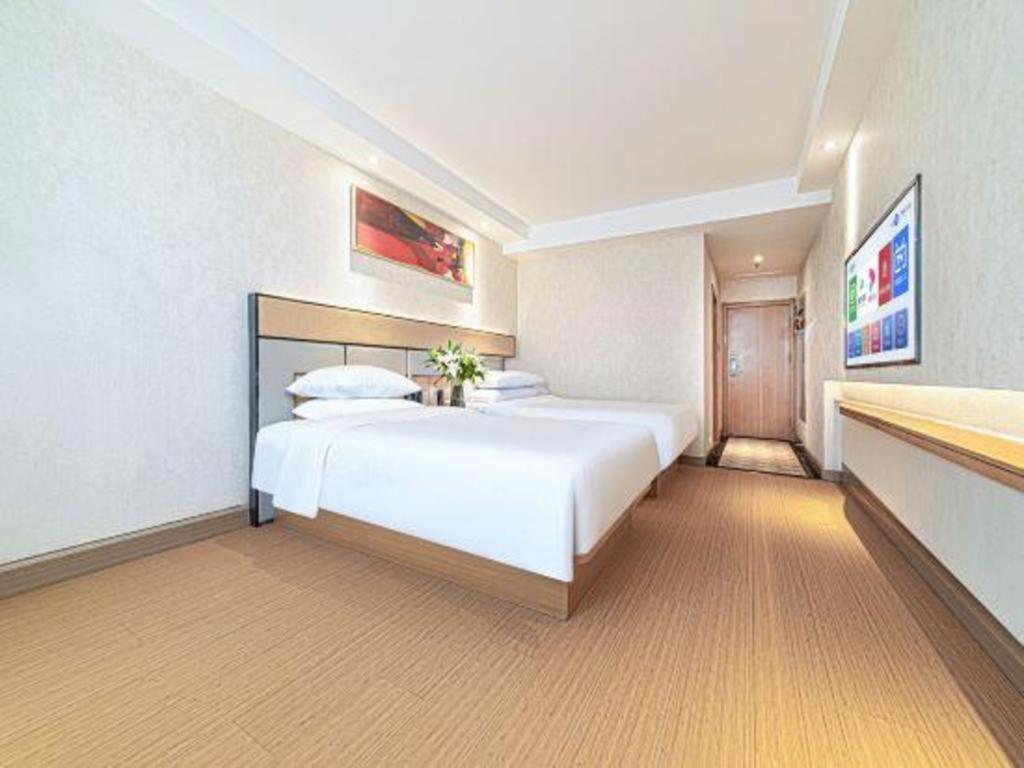 Greentree Inn Geermu Walking Street Business Hotel Golmud Екстер'єр фото