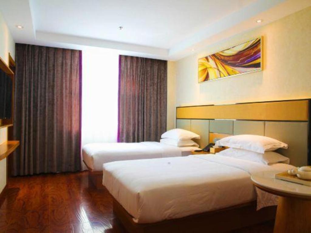 Greentree Inn Geermu Walking Street Business Hotel Golmud Екстер'єр фото