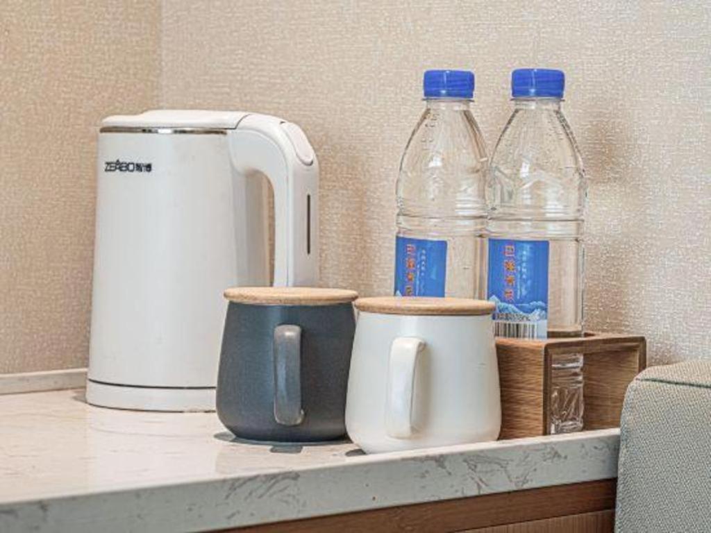 Greentree Inn Geermu Walking Street Business Hotel Golmud Екстер'єр фото