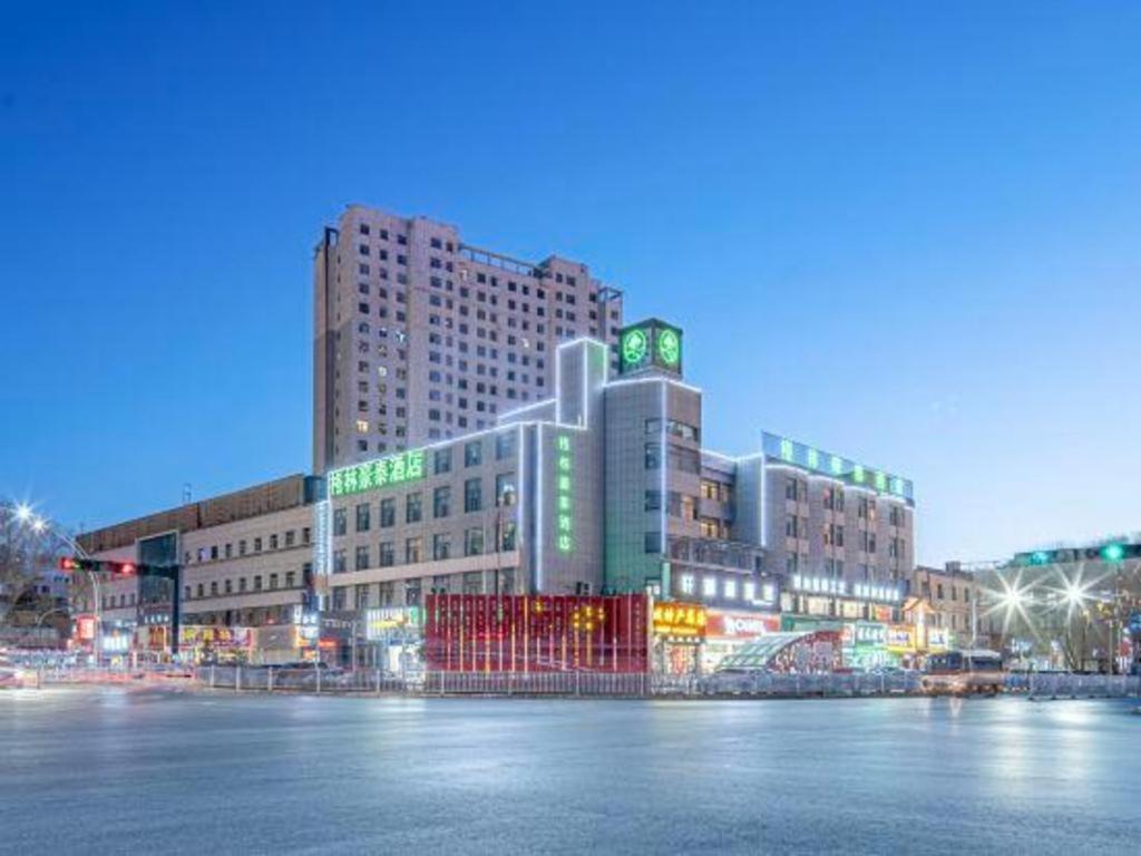 Greentree Inn Geermu Walking Street Business Hotel Golmud Екстер'єр фото